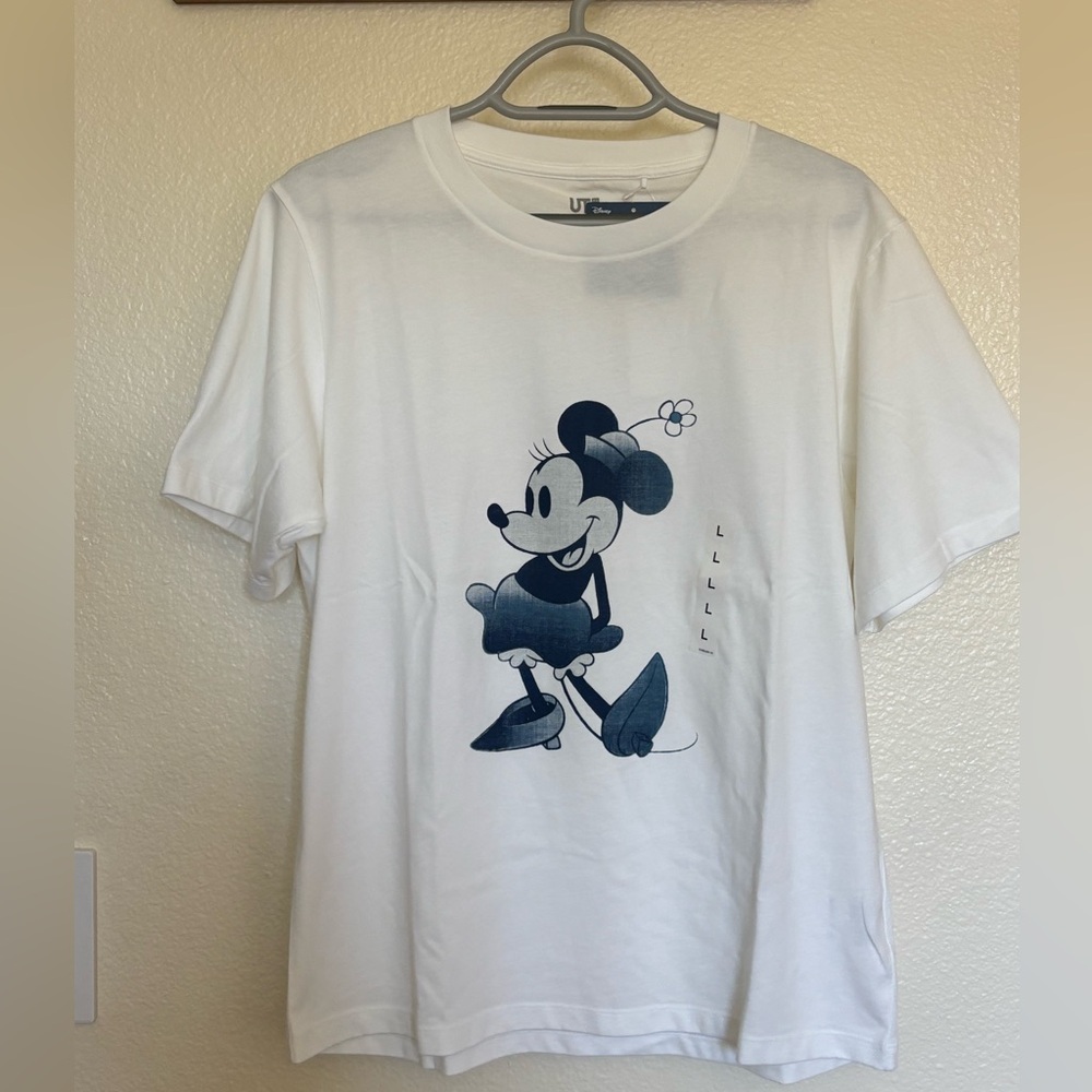 Uniqlo Disney in Blue women tee (brand new)
